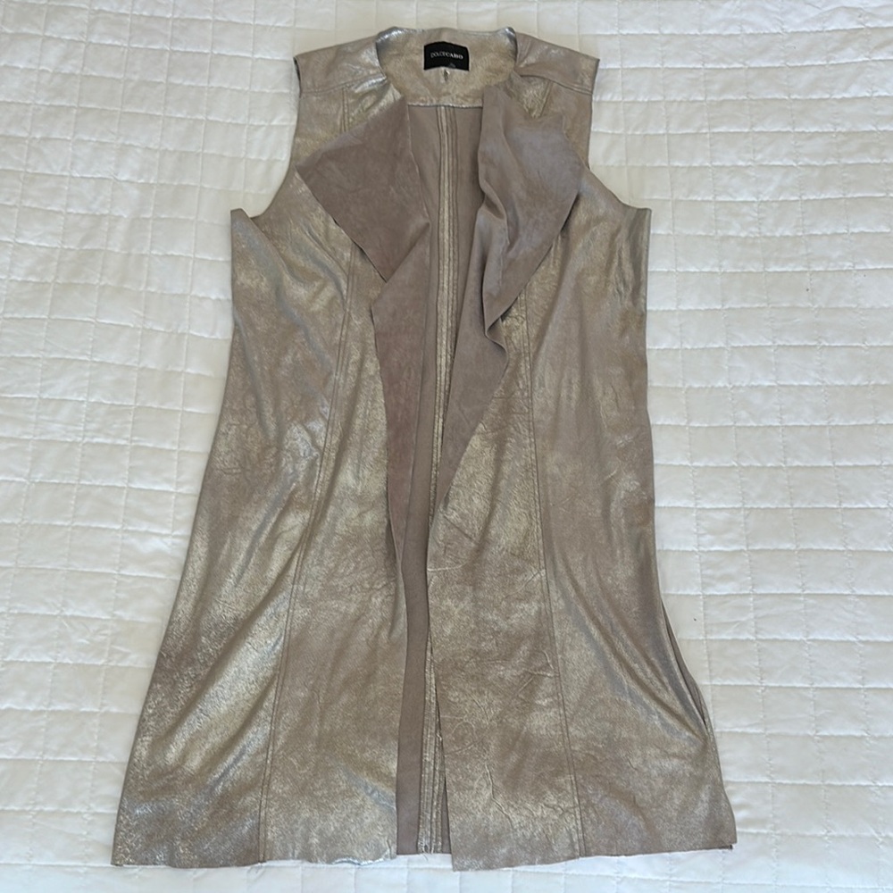 Dolce CaboTan Vest Long Silhouette Zipper Closure